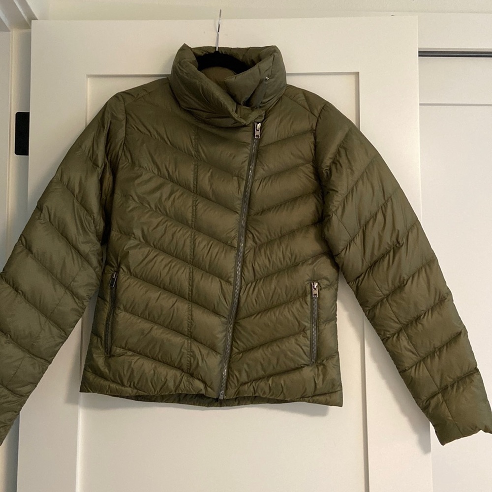 Patagonia puffy coat